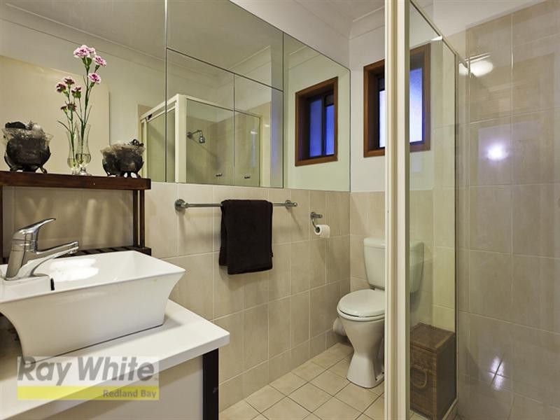 50 Whitehall Avenue, Birkdale QLD 4159