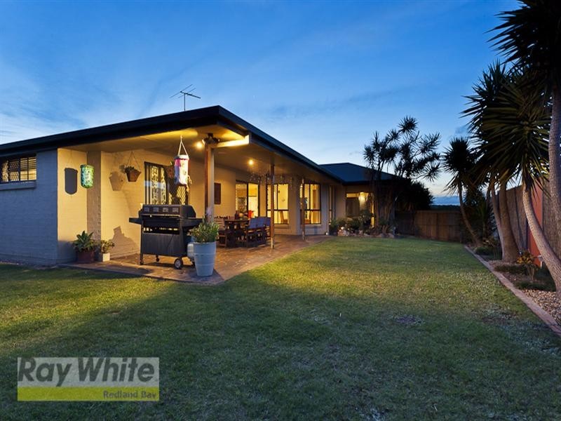 36 Bedarra Street, Redland Bay QLD 4165