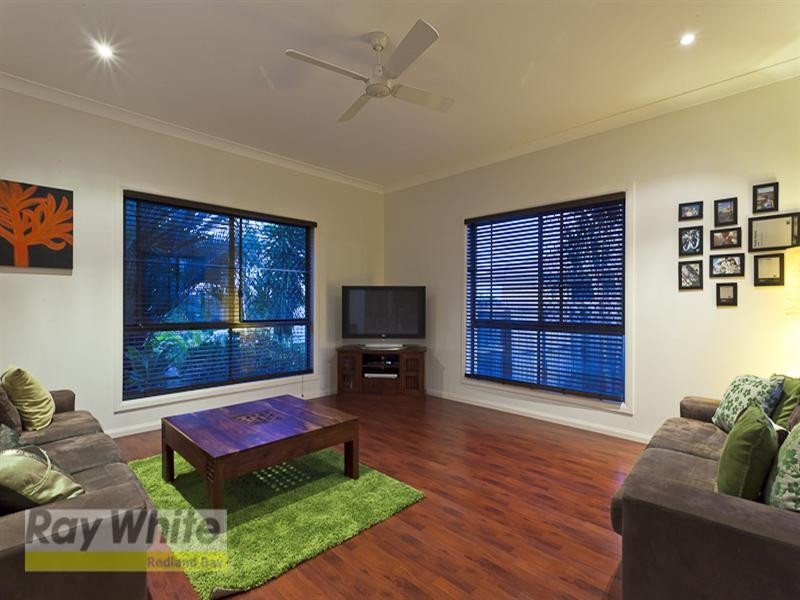 36 Bedarra Street, Redland Bay QLD 4165