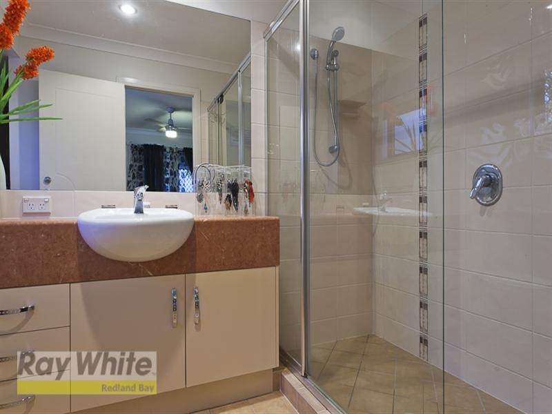 36 Bedarra Street, Redland Bay QLD 4165