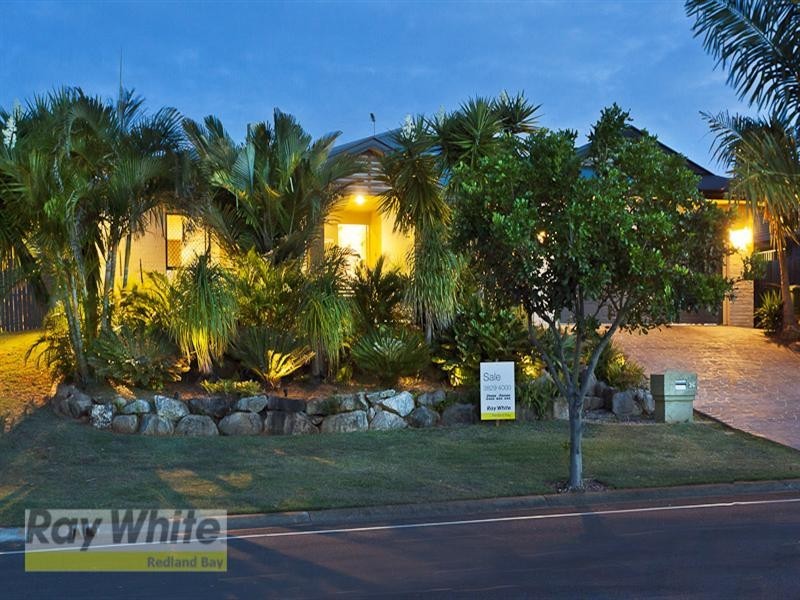 36 Bedarra Street, Redland Bay QLD 4165
