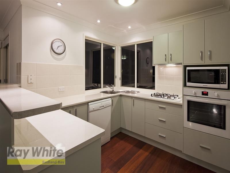 136 Orchard Road, Redland Bay QLD 4165