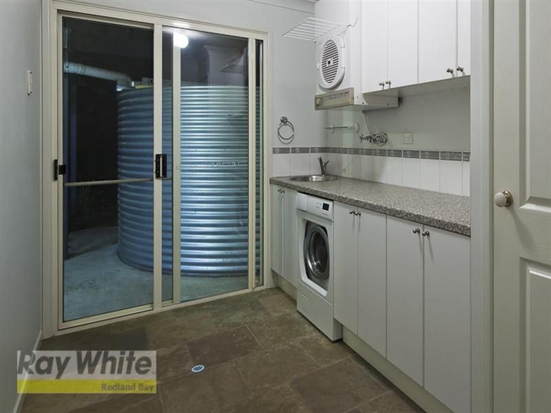 136 Orchard Road, Redland Bay QLD 4165