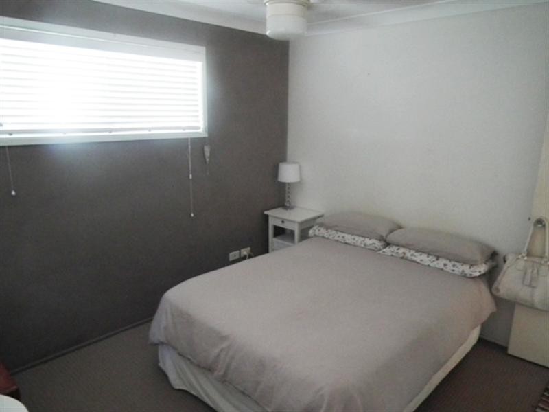 232 Cane Street, Redland Bay QLD 4165
