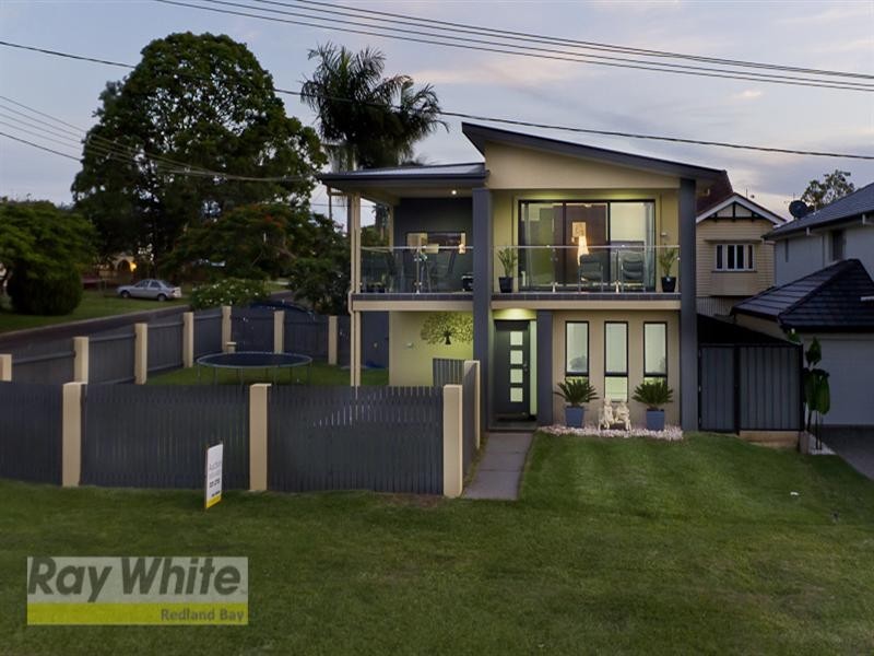 1 Mill Street, Redland Bay QLD 4165