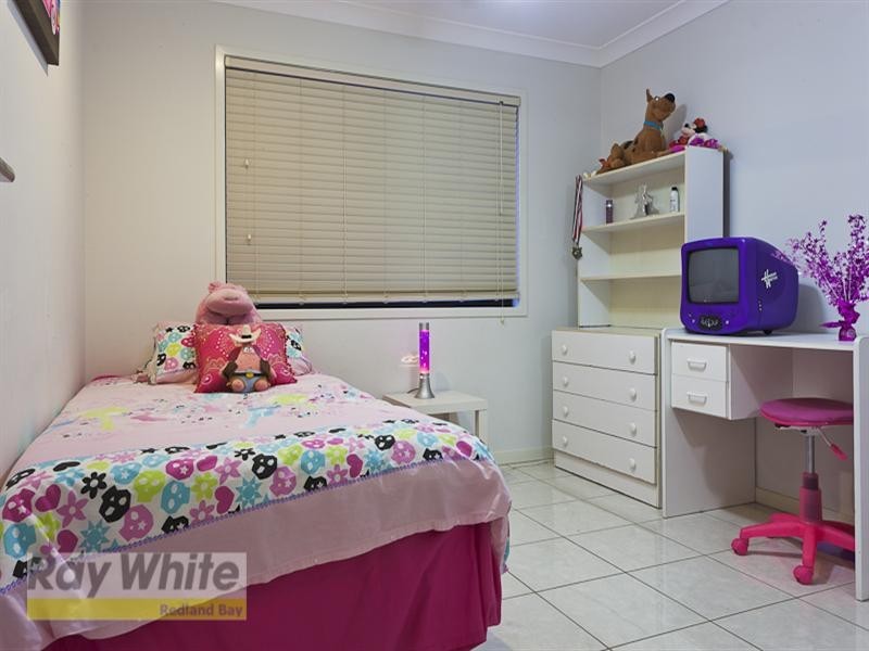1 Mill Street, Redland Bay QLD 4165