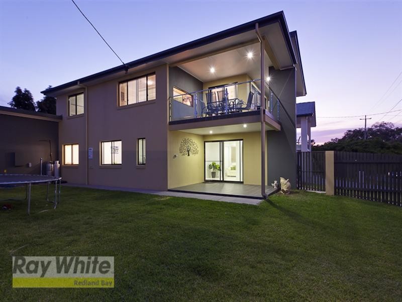 1 Mill Street, Redland Bay QLD 4165