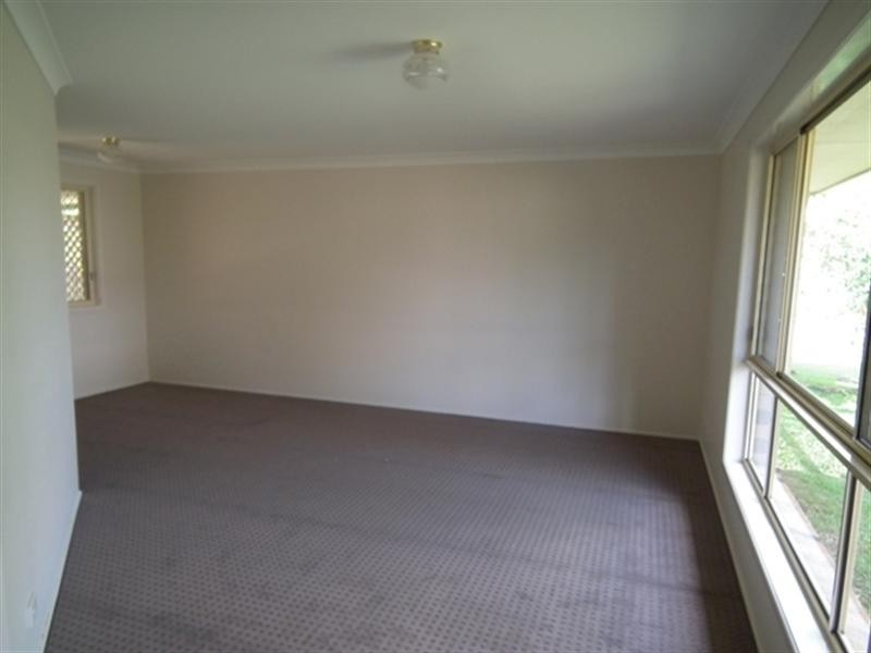 33 Jeanne Drive, Victoria Point QLD 4165