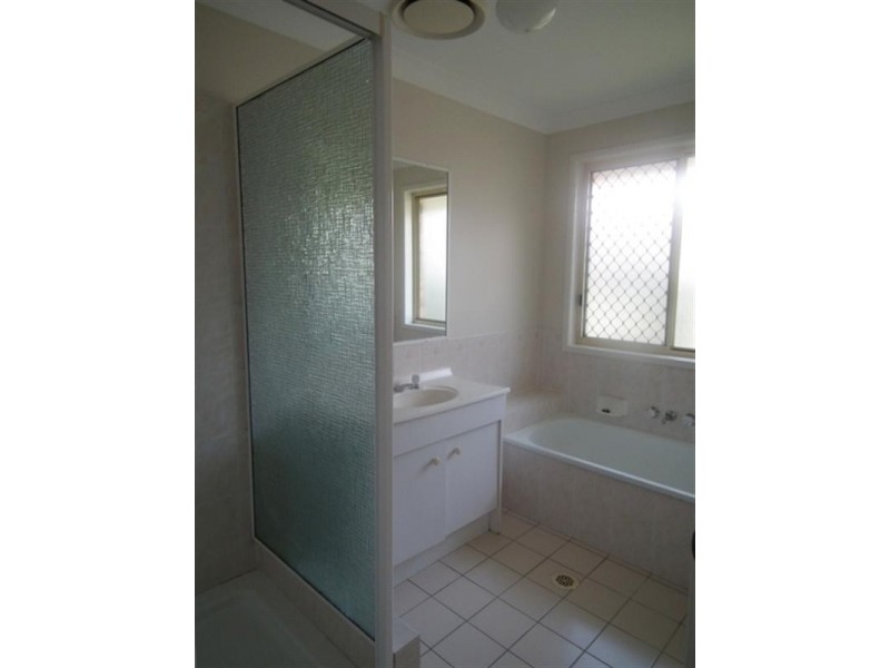 33 Jeanne Drive, Victoria Point QLD 4165