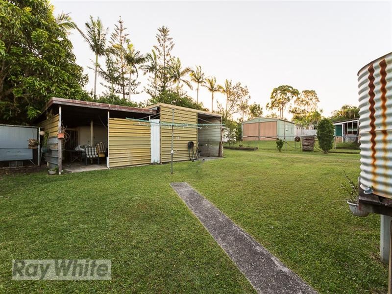 25 Holly Road, Victoria Point QLD 4165