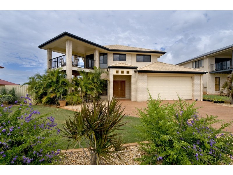 72 Penzance Drive, Redland Bay QLD 4165