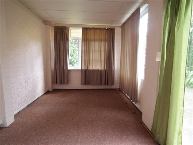 16 Oakland Street, Redland Bay QLD 4165