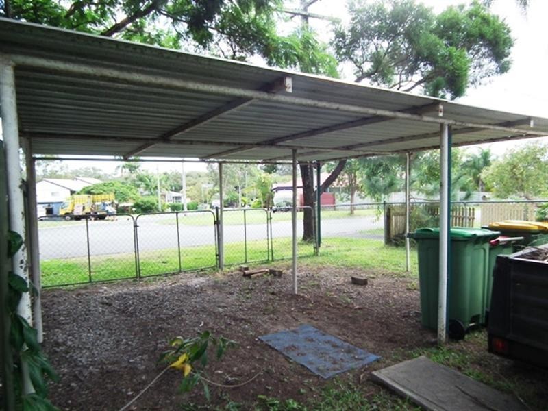 16 Oakland Street, Redland Bay QLD 4165