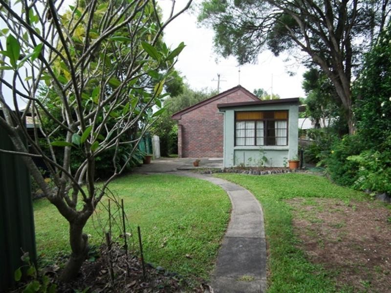 16 Oakland Street, Redland Bay QLD 4165
