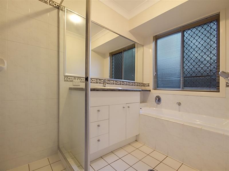 15 Portland Parade, Redland Bay QLD 4165