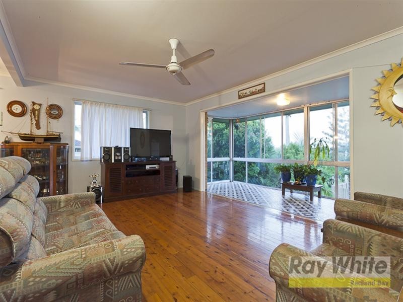 26 Jania Street, Redland Bay QLD 4165