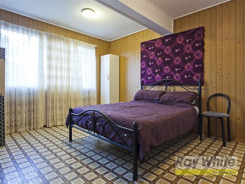 26 Jania Street, Redland Bay QLD 4165