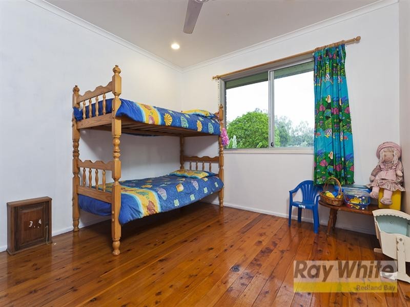 26 Jania Street, Redland Bay QLD 4165