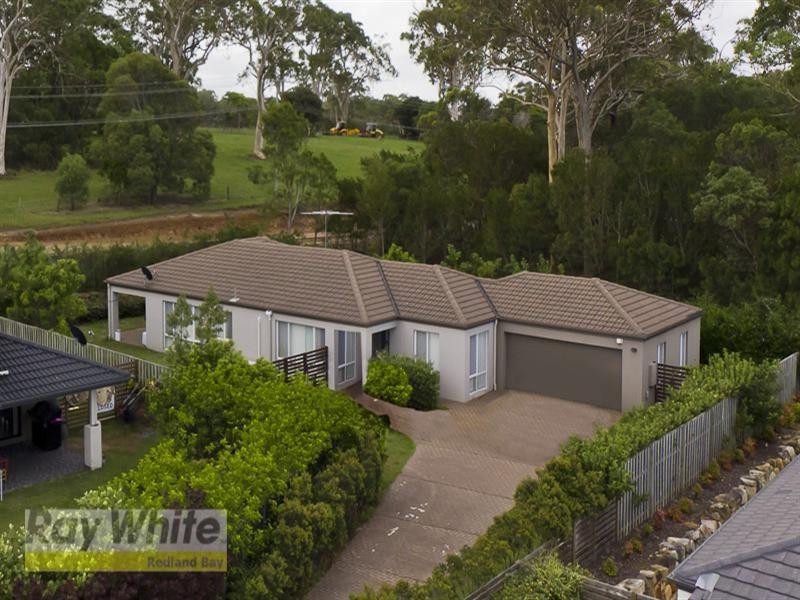 19 Aqua Crescent, Redland Bay QLD 4165
