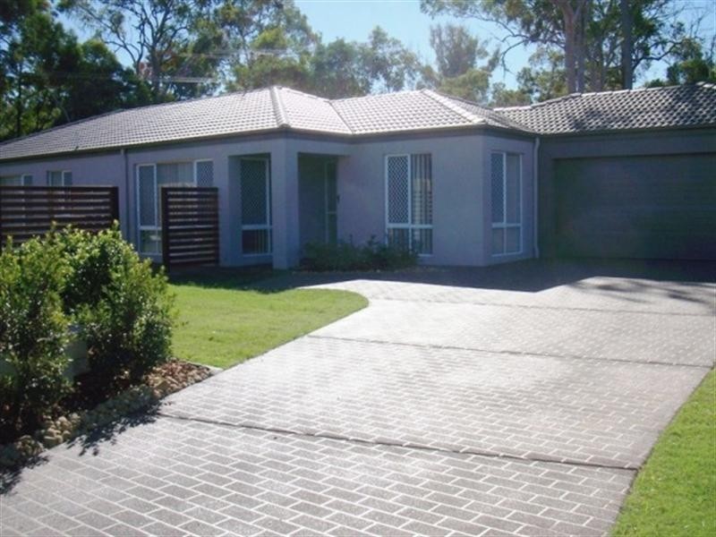 19 Aqua Crescent, Redland Bay QLD 4165