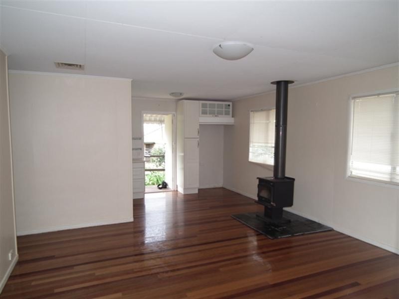 21 Pitt Street, Redland Bay QLD 4165