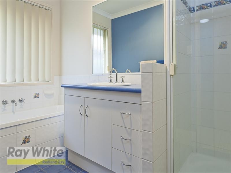 3 Portland Parade, Redland Bay QLD 4165