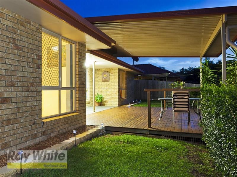 3 Portland Parade, Redland Bay QLD 4165