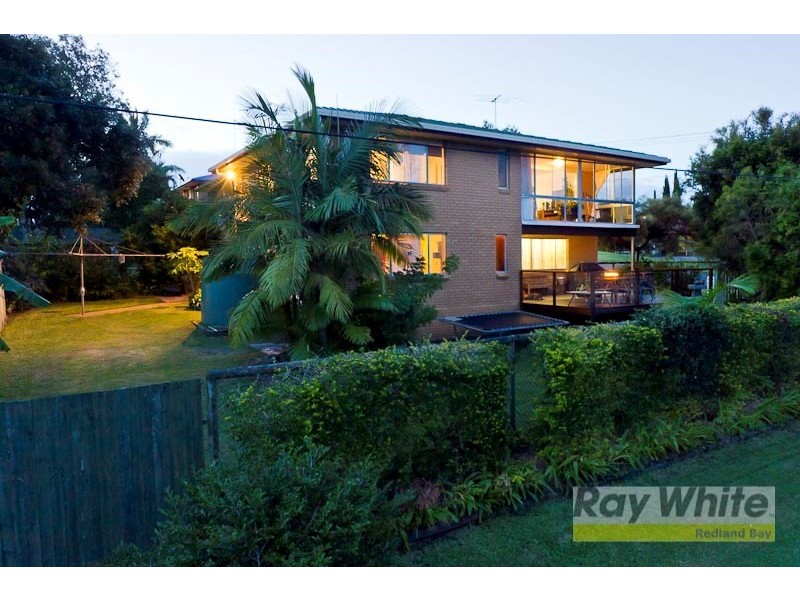 26 Jania Street, Redland Bay QLD 4165