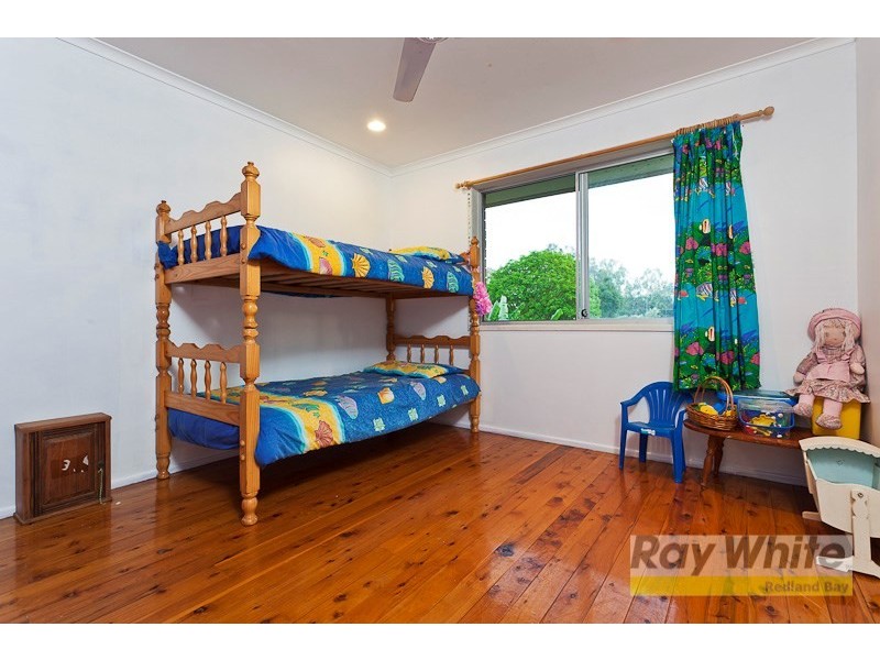 26 Jania Street, Redland Bay QLD 4165