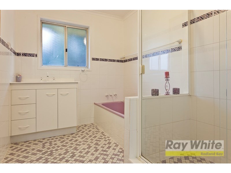26 Jania Street, Redland Bay QLD 4165