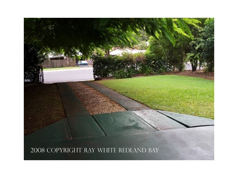 132 Cane Street, Redland Bay QLD 4165