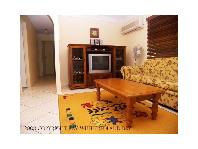 132 Cane Street, Redland Bay QLD 4165