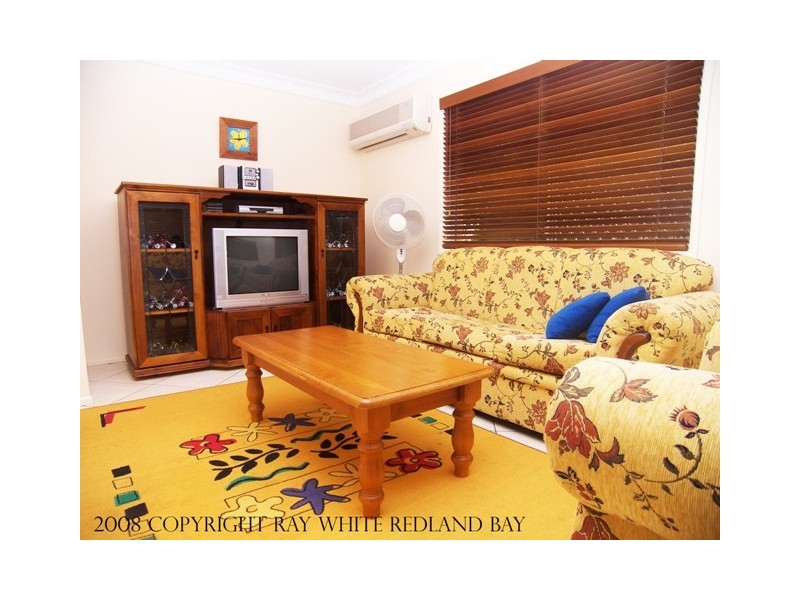 132 Cane Street, Redland Bay QLD 4165