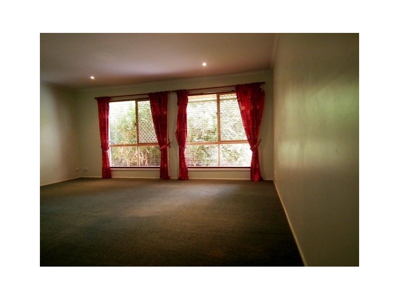 26 Sunshine Drive, Cleveland QLD 4163