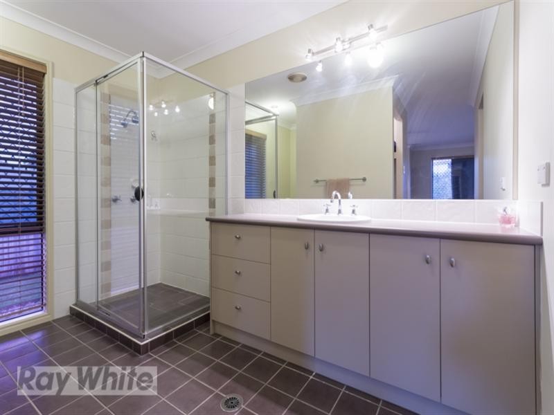 5 Rise Court, Thornlands QLD 4164