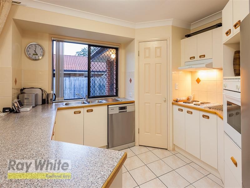 9 Marjorie Buckler Avenue, Redland Bay QLD 4165