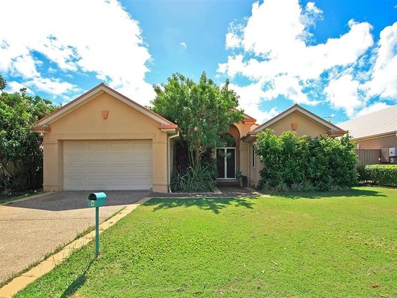 4 White Fig Place, Thornlands QLD 4164