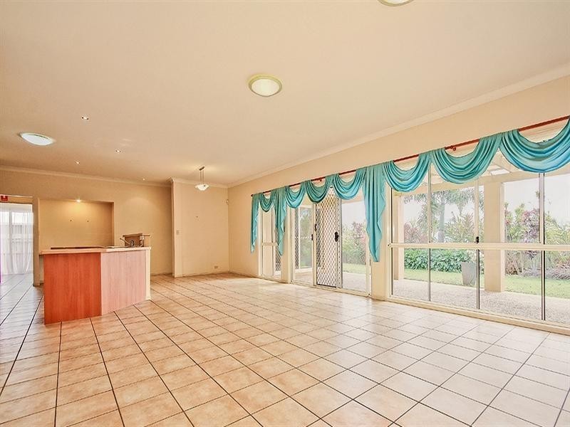 4 White Fig Place, Thornlands QLD 4164