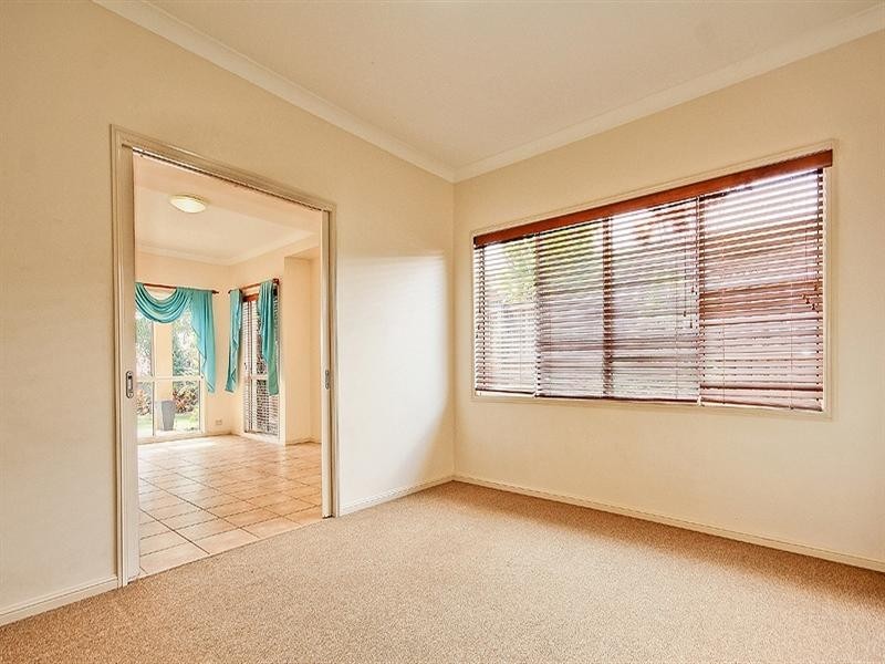 4 White Fig Place, Thornlands QLD 4164