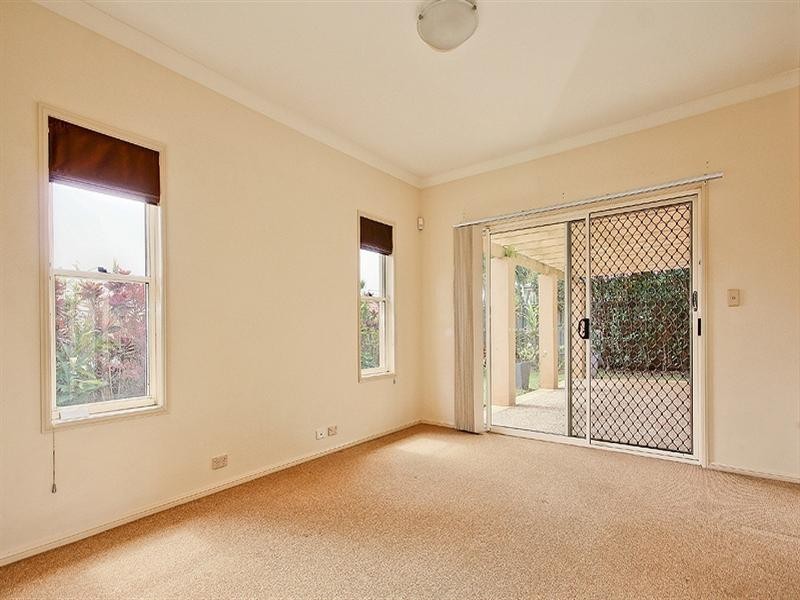 4 White Fig Place, Thornlands QLD 4164
