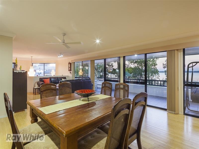 1 The Boulevard, Redland Bay QLD 4165