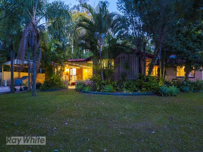 20 Kalmia Drive, Redland Bay QLD 4165