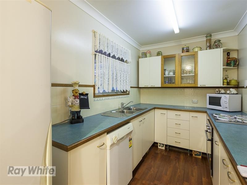 20 Kalmia Drive, Redland Bay QLD 4165