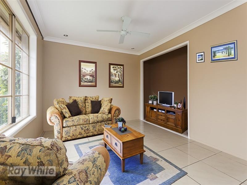 196 Mill Street, Redland Bay QLD 4165