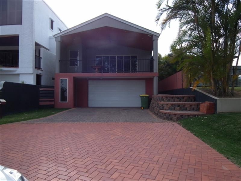 14 Waterfront Easement, Redland Bay QLD 4165