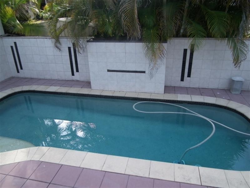 14 Waterfront Easement, Redland Bay QLD 4165