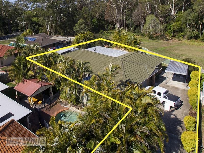 17 Niblick Way, Redland Bay QLD 4165