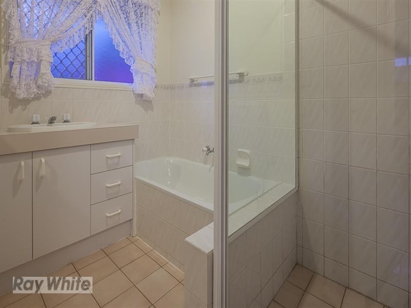 219 Main Street, Redland Bay QLD 4165