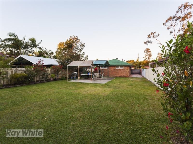 219 Main Street, Redland Bay QLD 4165