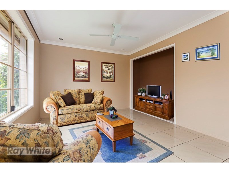 196 Mill Street, Redland Bay QLD 4165